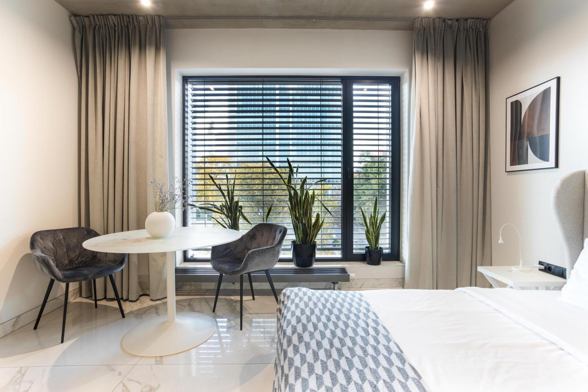 Centro Design Apartments - Polwiejska Poznan Bagian luar foto