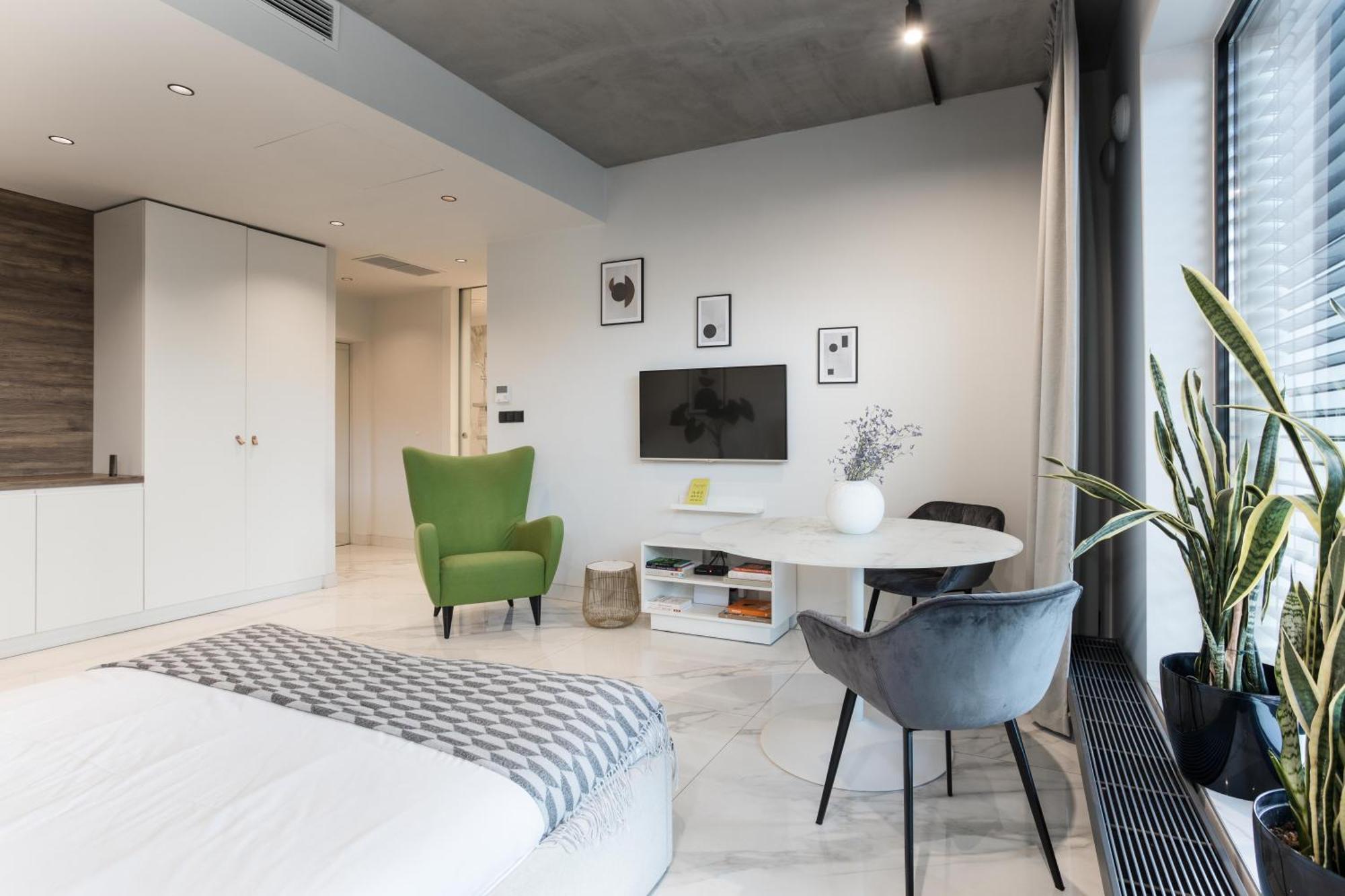 Centro Design Apartments - Polwiejska Poznan Bagian luar foto